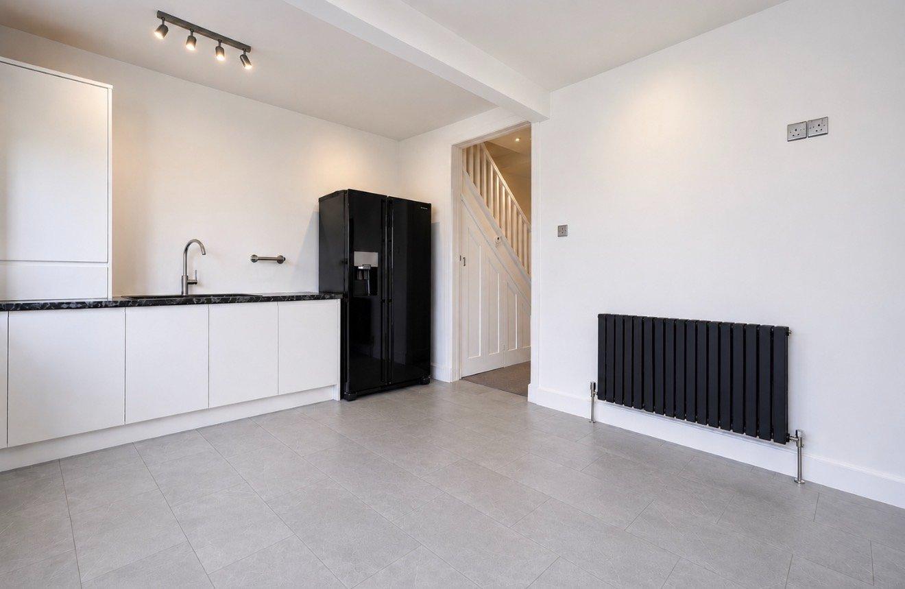 Cromwell Road, Southend on Sea, SS2 5NQ LET AGREED - Image 2