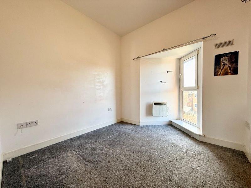 Frome Court, Romford, RM1 1EY - Image 7