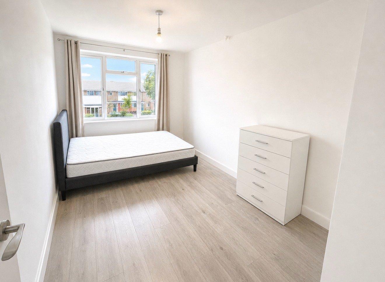 Defoe Way, Romford RM5 2HR - LET AGREED - Image 3