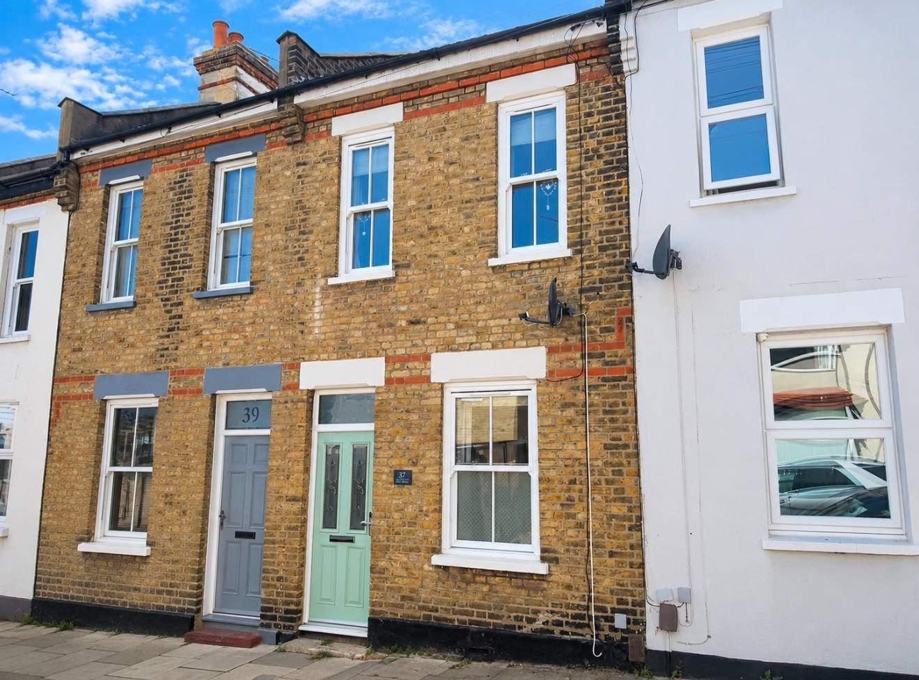 Oakleigh Avenue, Southend on Sea - LET AGREED - Image 9