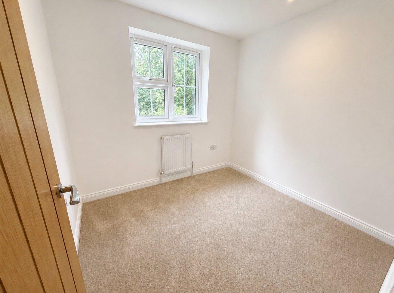 La Plata, Brentwood - Company Let - Image 5
