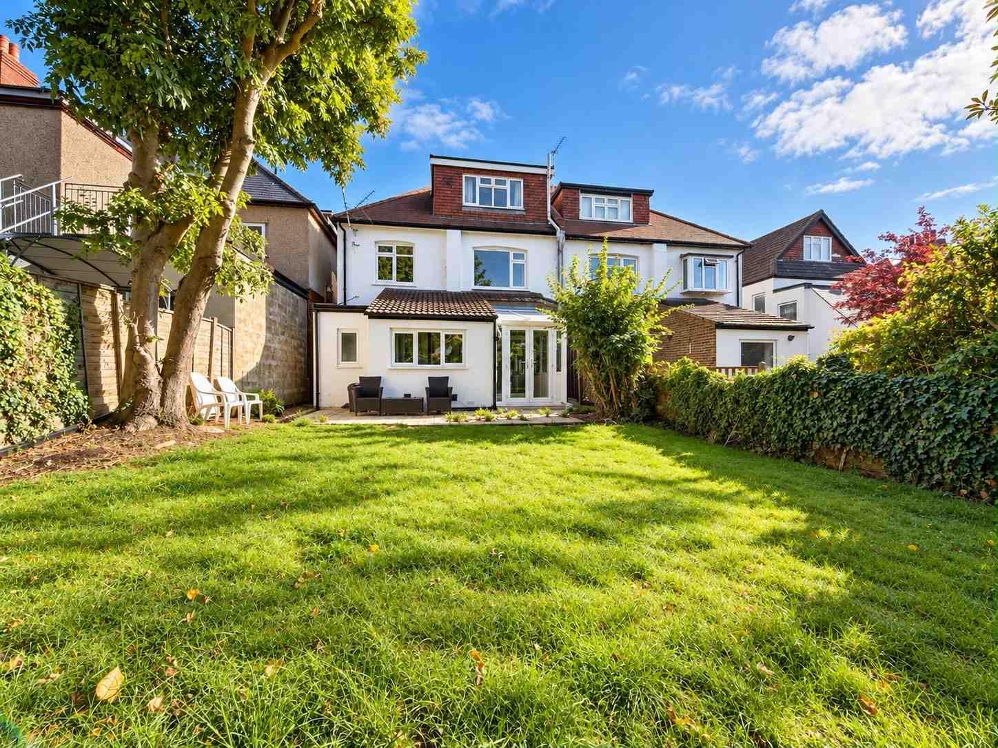 Alisa Road, Westcliff-on-Sea, SS0 8BJ - Image 12
