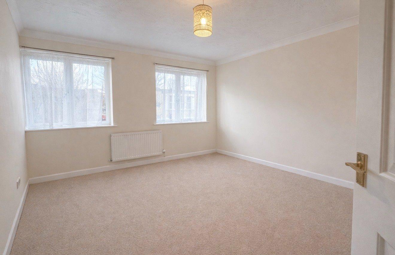 Hampshire Villas Bournemouth Park Road, Southend-On-Sea, SS2 5LN - LET AGREED - Image 3