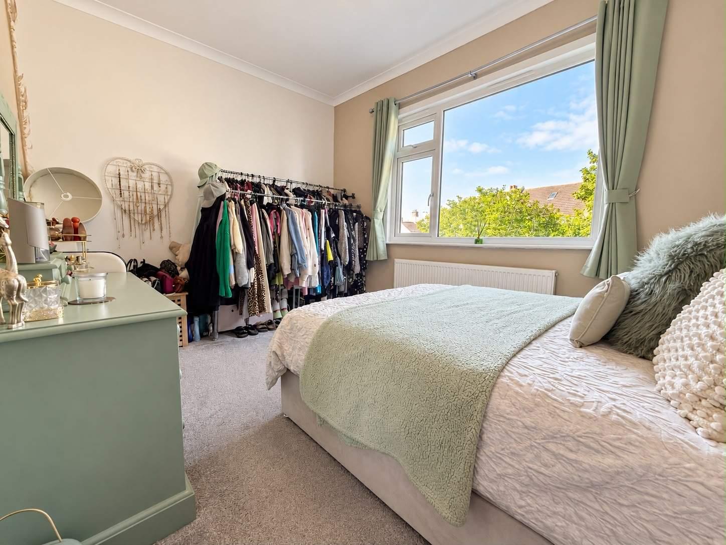 Alisa Road, Westcliff-on-Sea, SS0 8BJ - Image 5