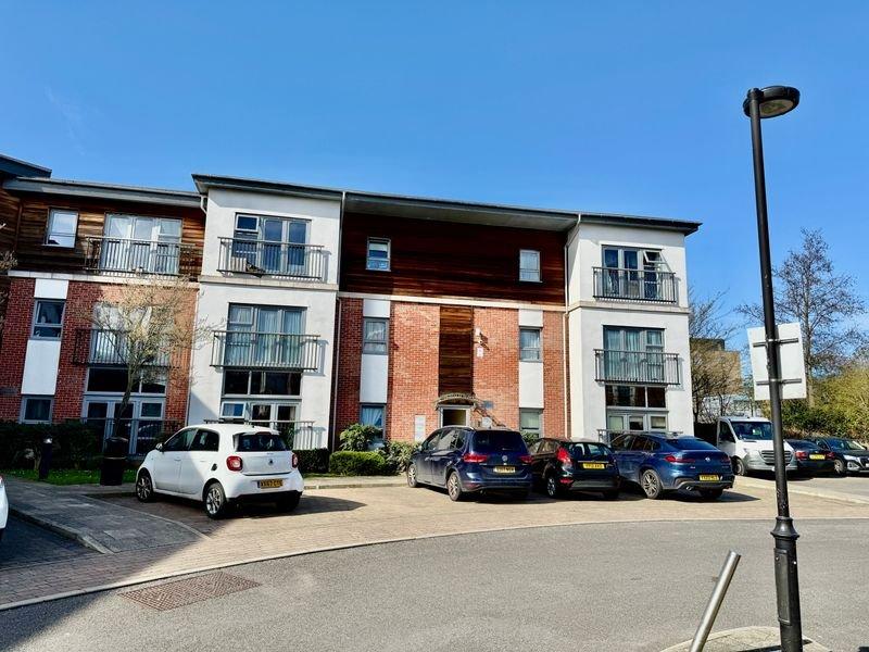 Frome Court, Romford, RM1 1EY - Image 10