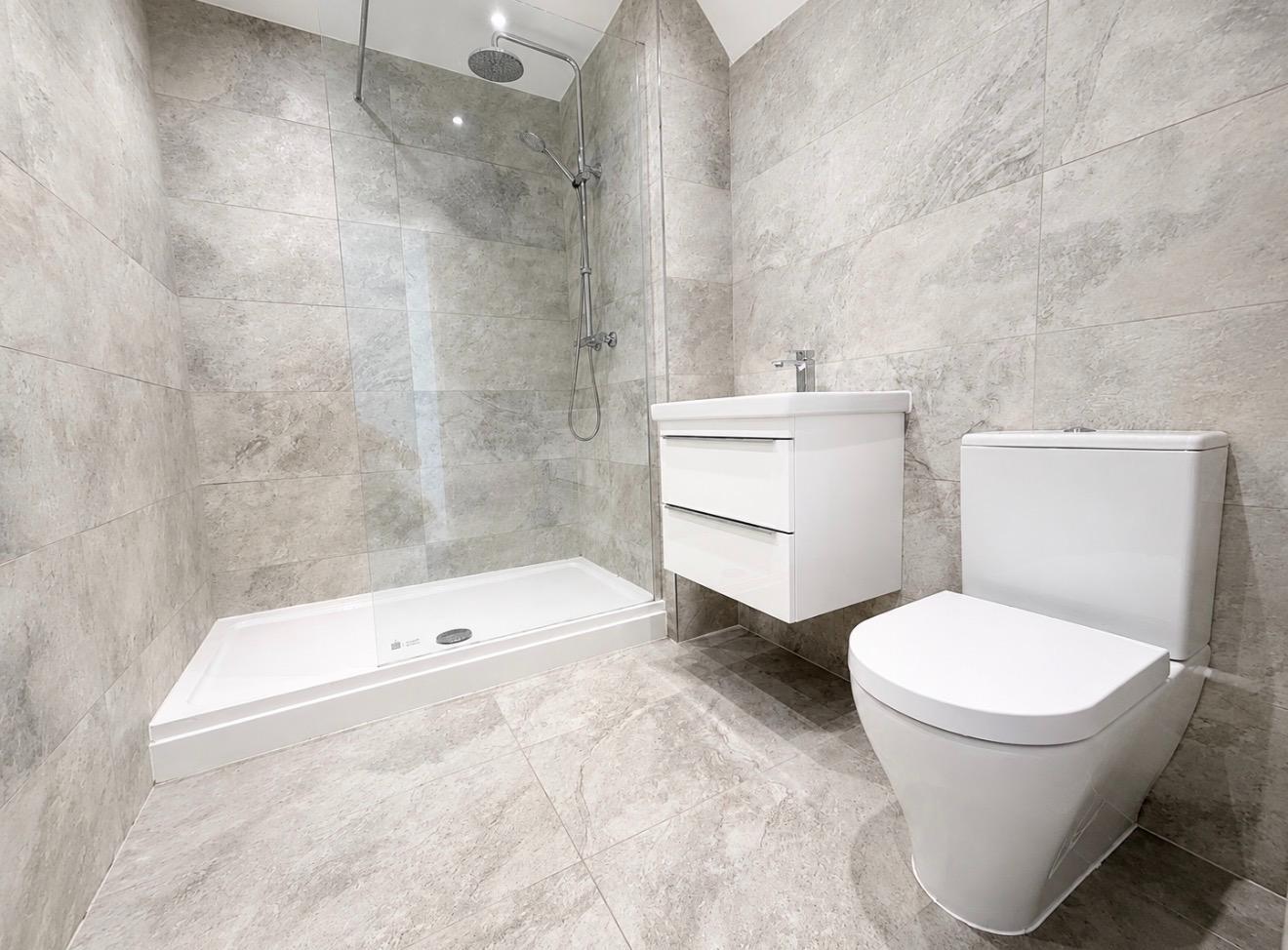 Penthouse, Benfleet - Image 8