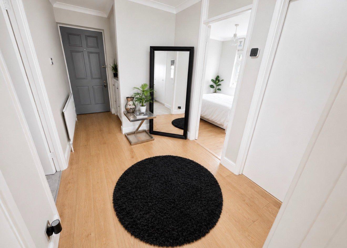 Highview Court, High Road, Loughton - Image 6